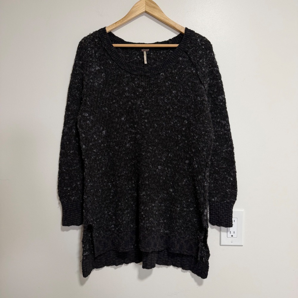 Free People Boucle Knit Oversized Sweater Womens Medium Gray Tunic Pullover